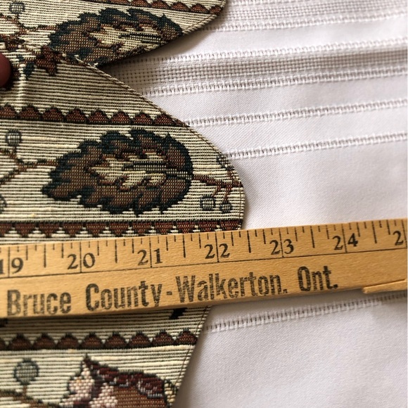 Vtg Tapestry Vest - Picture 6 of 11